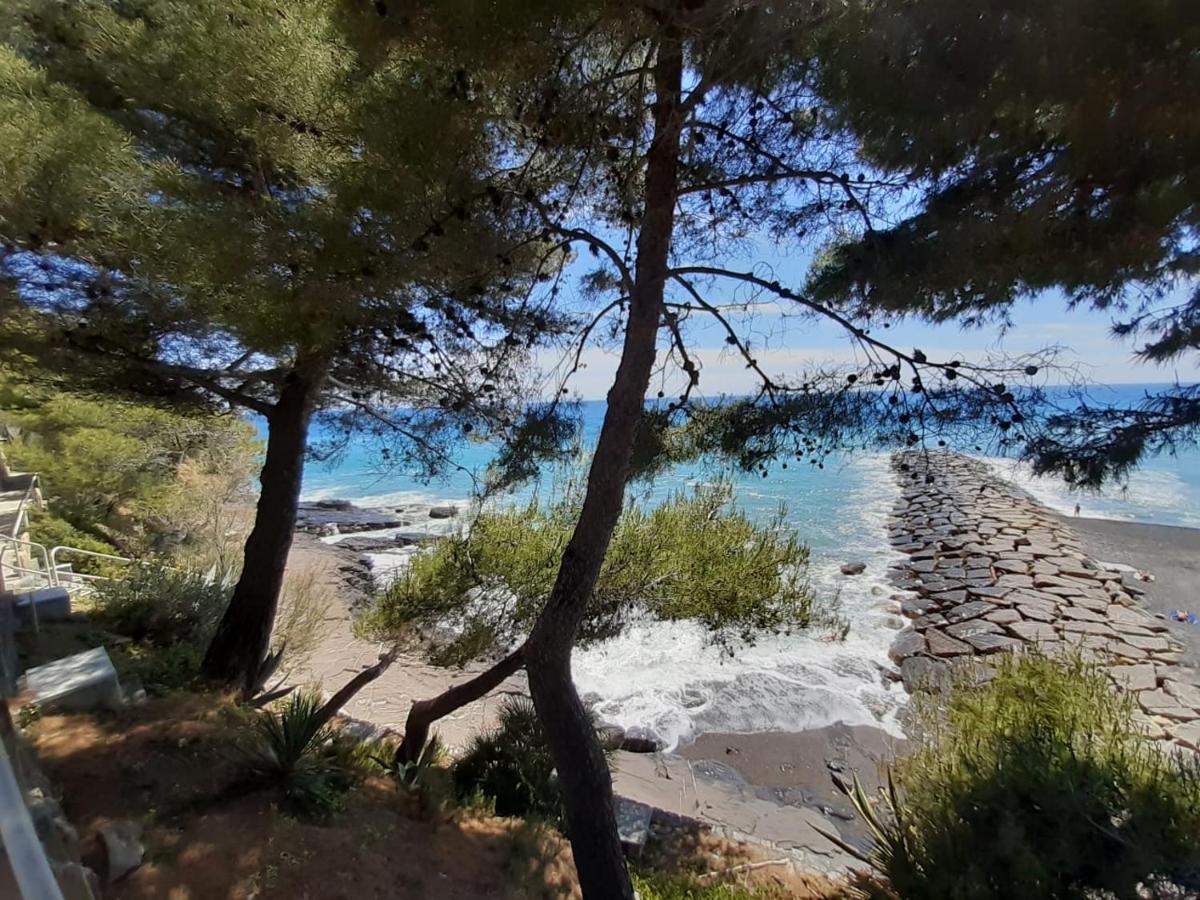 Appartamento Nel Borgo Con Splendida Vista Sul Mare Cervo Exteriér fotografie