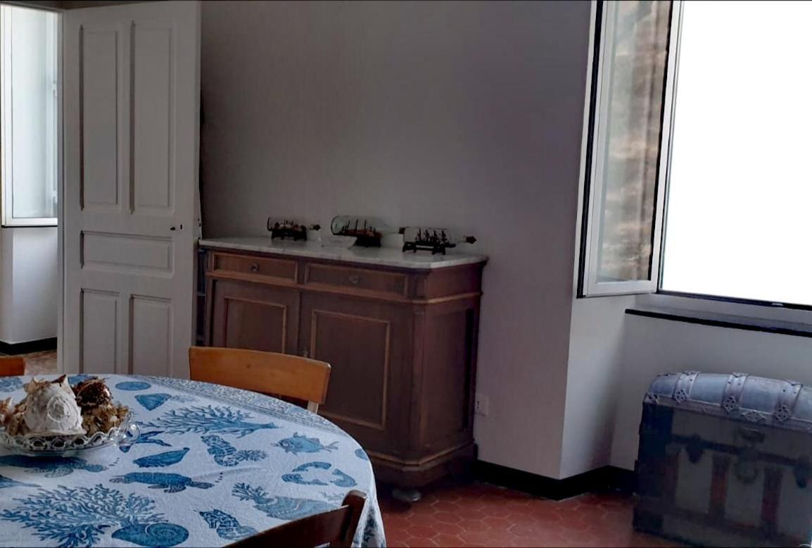 Appartamento Nel Borgo Con Splendida Vista Sul Mare Cervo Exteriér fotografie